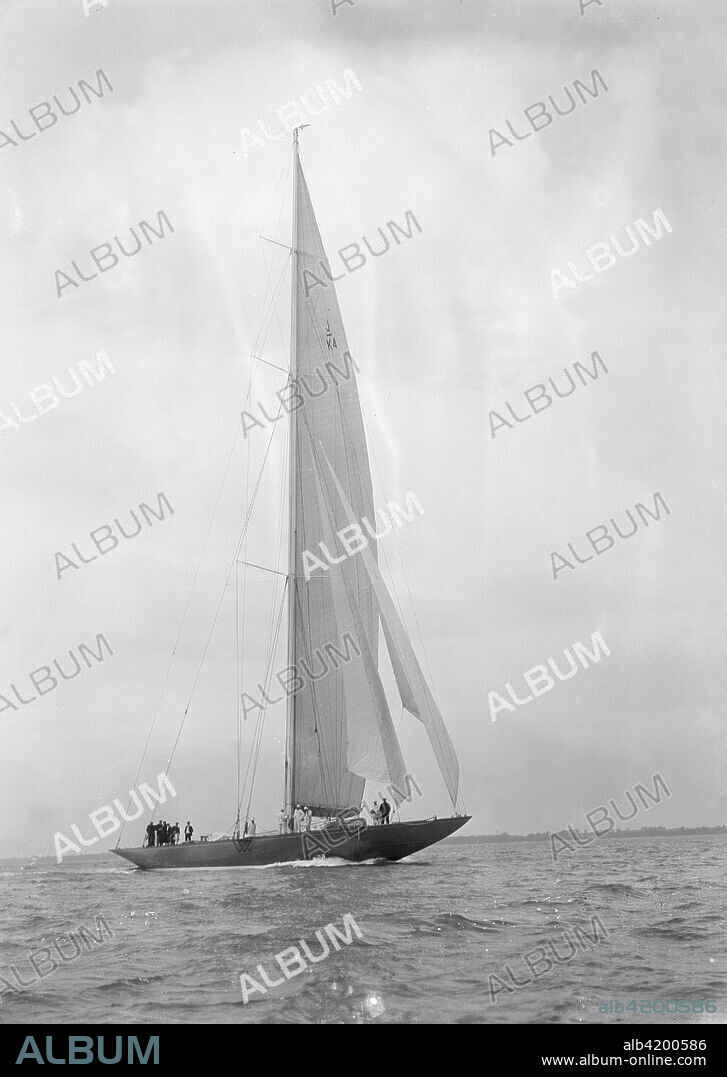 The America's Cup challenger 'Endeavour', 1934. 'Endeavour' was designed by Charles Nicholson and raced by T.O.M. Sopwith in the America's Cup.