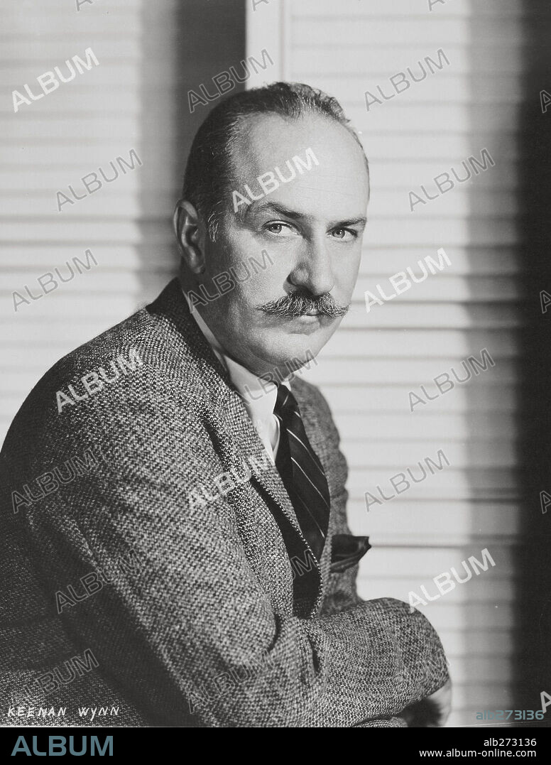 KEENAN WYNN en ESA CLASE DE MUJER, 1959 (THAT KIND OF WOMAN), dirigida por SIDNEY LUMET. Copyright PARAMOUNT PICTURES.