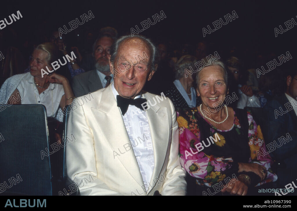 German actor Ernst Fritz Fuerbringer with his wife Lizzi Rademacher, Germany 1980s.