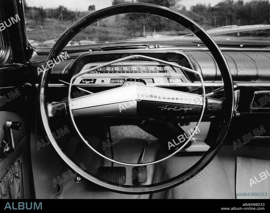Volvo Amazon av årsmodell 1963. ratt bilinteriör instrumentbräda. Foto: Sydsvenskan / IBL Bildbyrå *** Local Caption *** Volvo Amazon 1963. Interior.