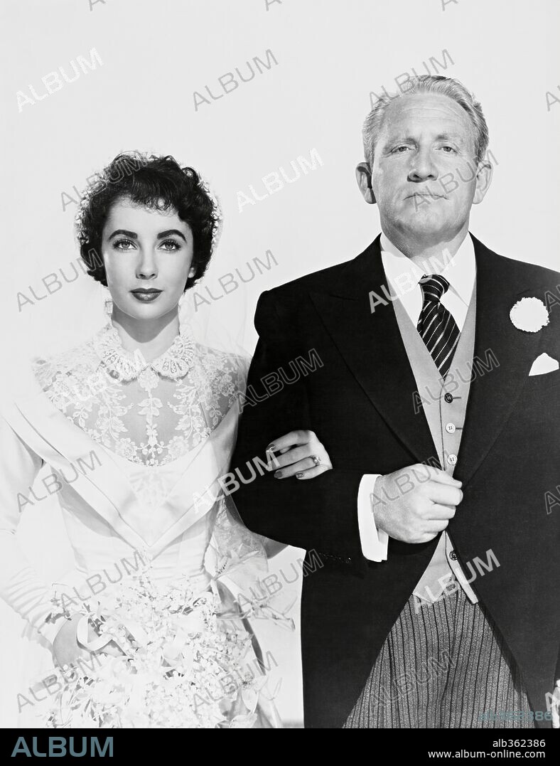 TRACY SPENCER y ELIZABETH TAYLOR. ELIZABETH TAYLOR y SPENCER TRACY en EL PADRE DE LA NOVIA, 1950 (FATHER OF THE BRIDE), dirigida por VINCENTE MINNELLI. Copyright M.G.M.