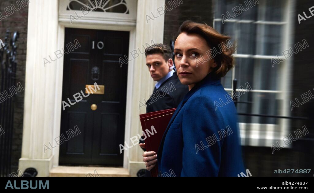 KEELEY HAWES and RICHARD MADDEN in BODYGUARD, 2018, directed by JED MERCURIO. Copyright WORLD PRODUCTIONS.