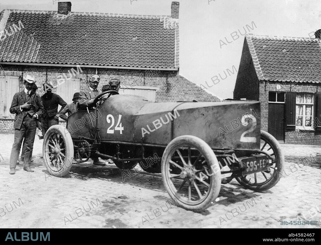 Gobron Brillie, Rigolly at Ostend Speed Trials 1904.