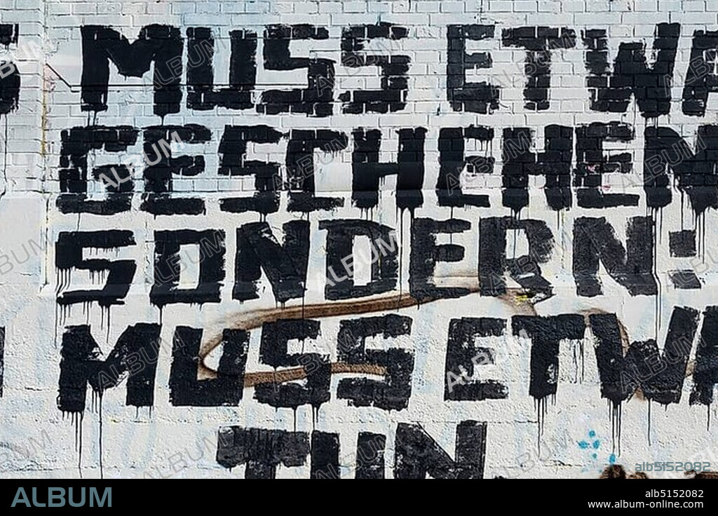 Graffiti with slogan on wall, commemoration of the "White Rose" and Hans Scholl, slaughterhouse area, Munich, Upper Bavaria, Bavaria, Germany