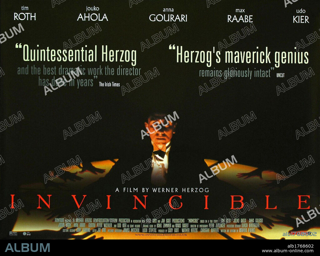 Poster de INVENCIBLE, 2001 (INVINCIBLE), dirigida por WERNER HERZOG. Copyright WERNER HERZOG FILMPRODUKTION/TATFILM/LITTE BIRD.